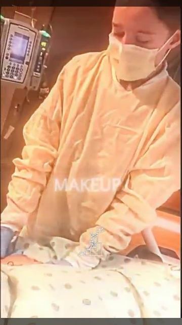 Девочка прощается со своей мамой смотреть онлайн