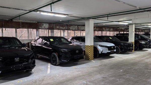 Новое поступление Honda CR-V 2026 2л гибрид 4WD в Москве за 5 млн.руб