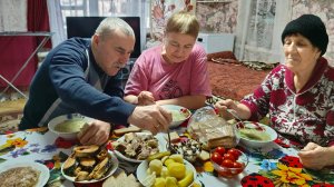 Жизнь в деревне 🏡//На одну работу меньше //мама наготовила🤗//