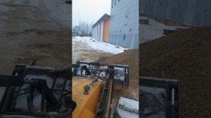 Всем салам 💪видео 🎞️ как мы делали сей процесс подсыпки 🚜🪨⏳работа на #jcb3cx #работа #76рус
