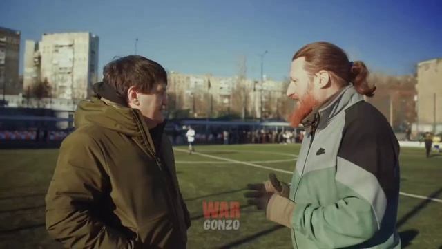 «Матч мира» в Донецке – бойцы и военнопленные встретились на одном футбольном поле смотреть онлайн