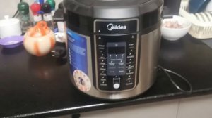 Мультиварка Midea MPC-6037