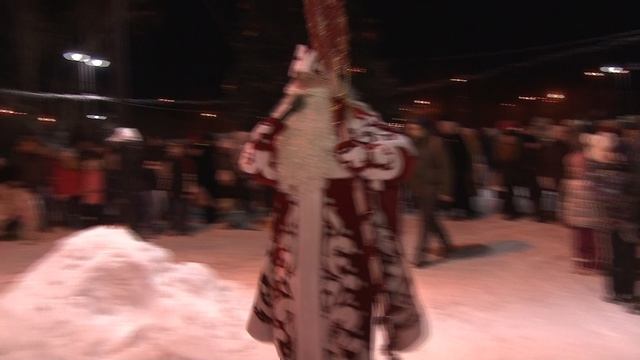 В Каменске торжественно открыли ледовые городки. Панорама 30.12.25 смотреть онлайн