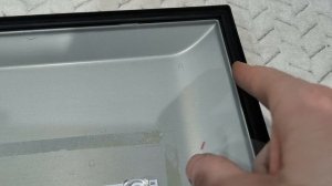 Матрица приклеена. Как снять?