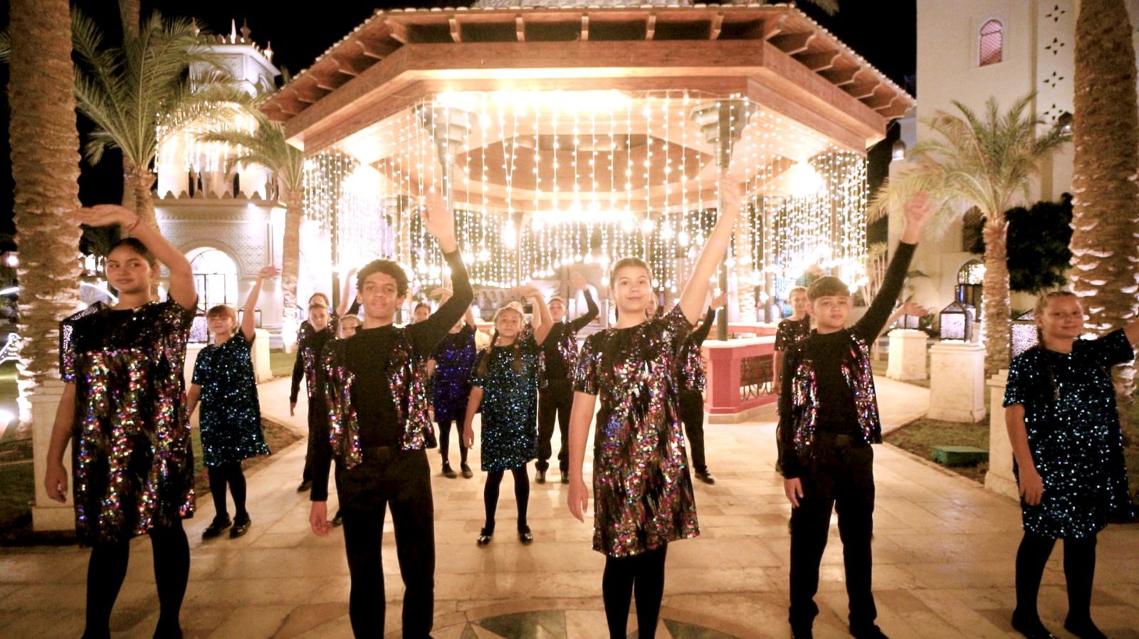 песня " С НОВЫМ ГОДОМ " театр песни и танца " Наследие " 2026 смотреть онлайн