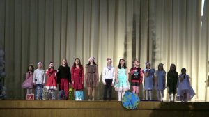 С Новым годом. От  обучающихся начальной школы