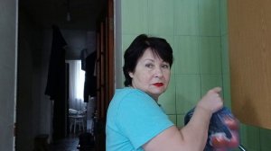 Надо что-то менять в моей жизни.Это мне за мою доброту.