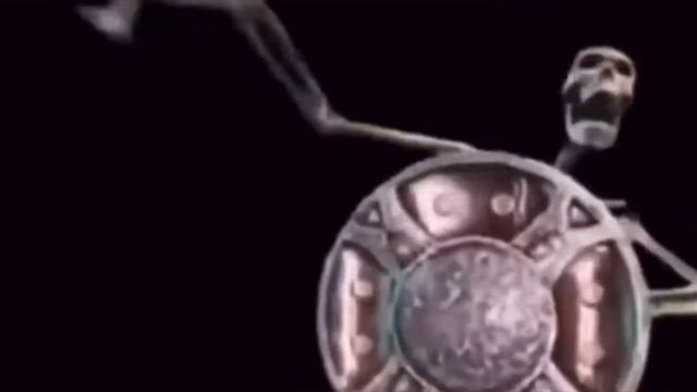 Скелет бьет по щиту