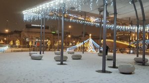 Павелецкий вокзал (изначально Саратовский) в Москве создан в 1900 г. Площадь Павелецкого вокзала.