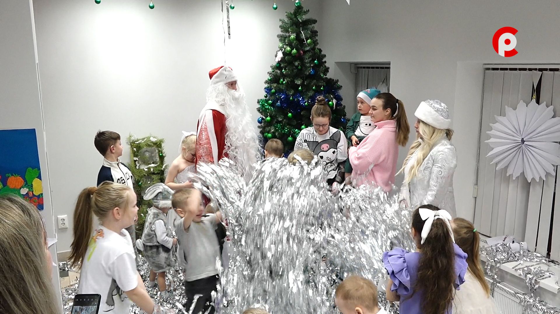 Особое детство 301225 новый год смотреть онлайн