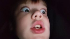 повторяю в реальной жизни приколы из привет, сосед.