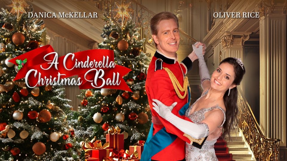 Рождественский бал для Золушки (2024) / A Cinderella Christmas Ball смотреть онлайн