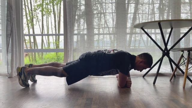 Полноценная тренировка в планке на все тело. 10 минут ч? смотреть онлайн