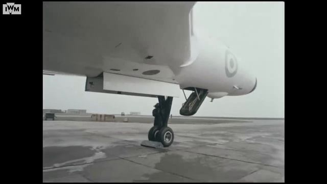 Cold War Pilot Answers Nuclear Bombing Questions смотреть онлайн