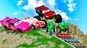 Разные Молнии Маквин! Мальчики против девочек!