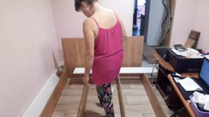 Жизнь в Деревне хороша , собралась кровать Сама