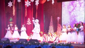 Около двух тысяч юных нурлатцев стали зрителями сказочных приключений