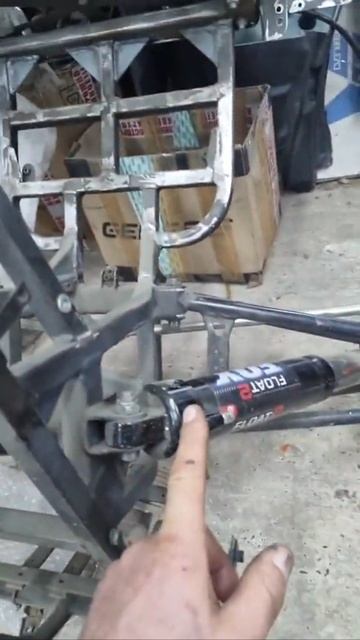 В чем ФИШКА Пружинной и Пневматической Подсевки? / Снегоход Сталкер смотреть онлайн