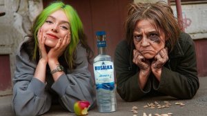 На меня НАПАЛА ПЬЯНАЯ БОМЖИХА (реально) (ХЕБЕШКА)