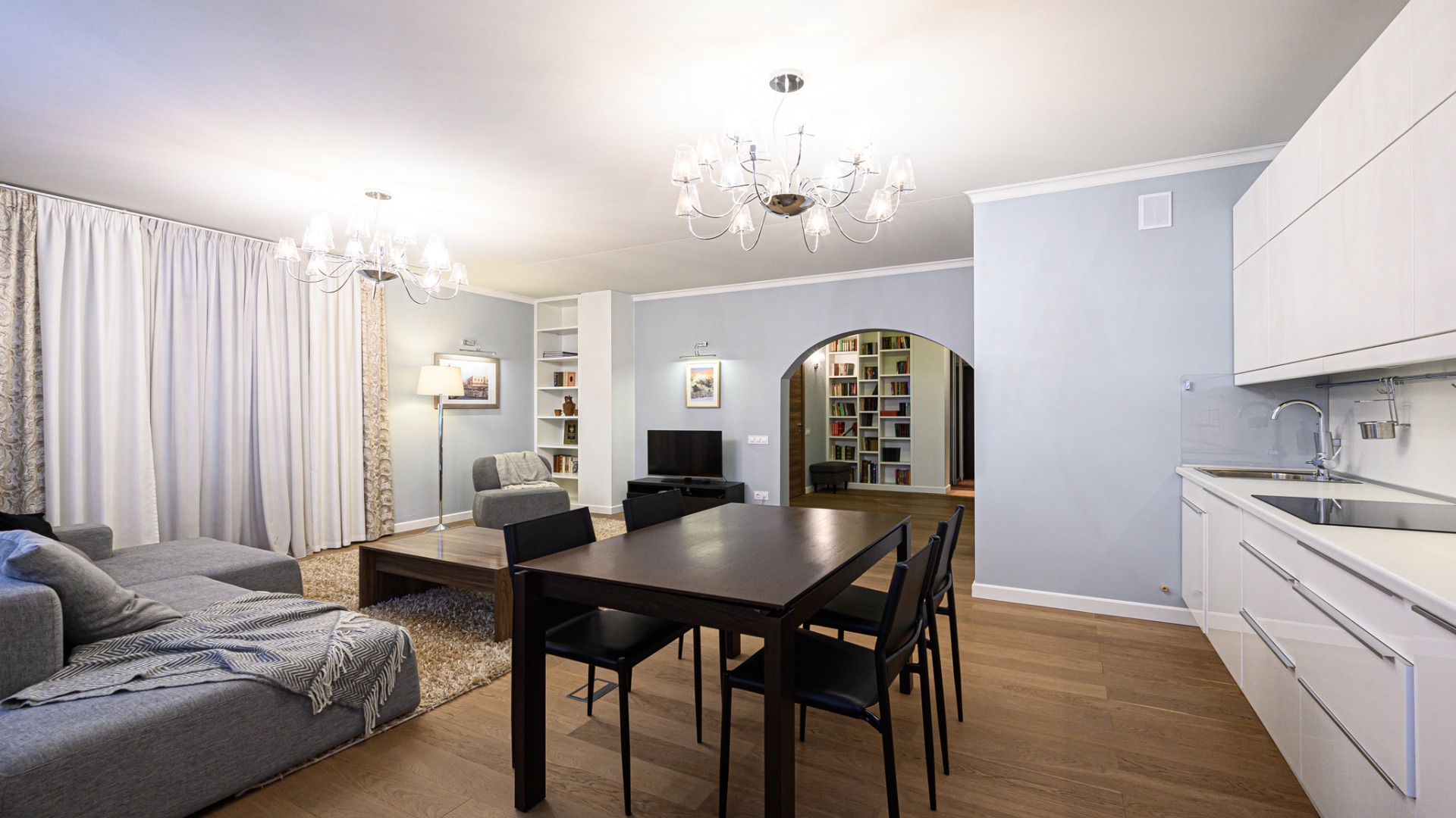 Двухкомнатная квартира, Новосибирск, Центральный район, ул. Гоголя, д.44 смотреть онлайн