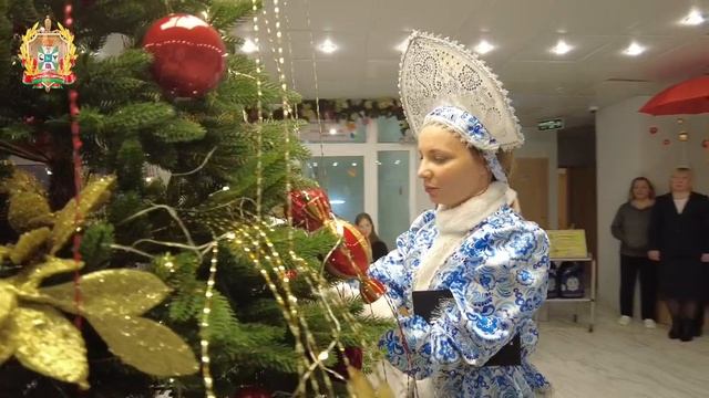 Время волшебства, чудес и подарков! смотреть онлайн