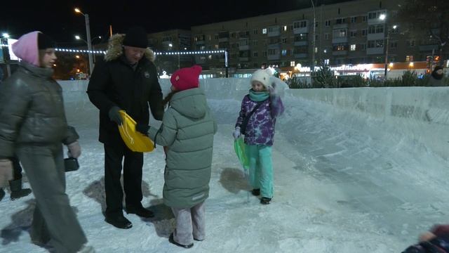 Чем удивит ледовый городок УАЗовцев? Панорама 30.12.25 смотреть онлайн