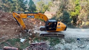 Резка в Гималаях: Лучшее испытание для тяжелой техники | Видео о работе экскаватора | JCB