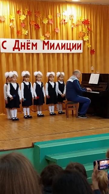 Утренник в тюрьме смотреть онлайн