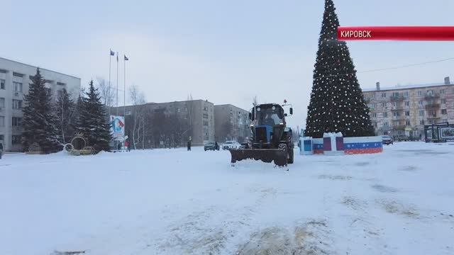 ТК "Родной". Кировские коммунальные службы в период непогоды работают в усиленном режиме смотреть онлайн