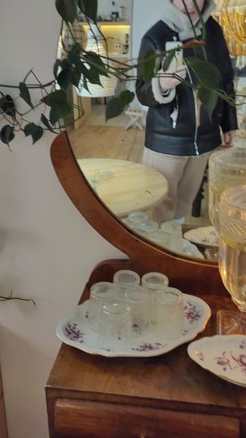 Замечательное кафе и очень вкусный каппучино смотреть онлайн