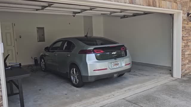 Американском Дом , Что с Ним не так , За что Такие Деньги смотреть онлайн