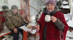 ЗИМНЕЕ ПОСИДЕЛКИ С САМОВАРОМ, СОЛЮ РЫБКУ