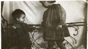 Старинные фотографии оживают с помощью ИИ