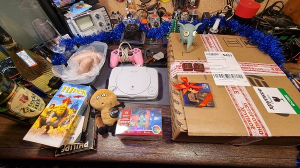 Новогодний микс стрим 20256) (18+)