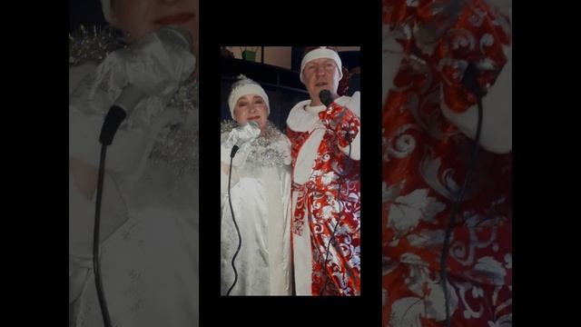 Новогоднее 2026 смотреть онлайн