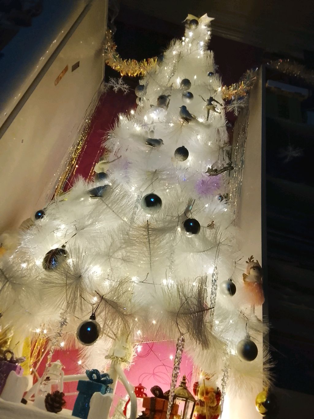 С новым годом 🥳🎁