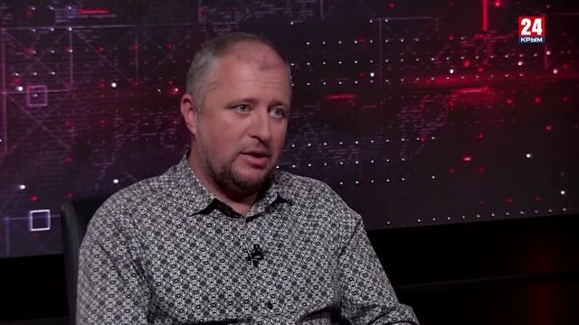 Интервью 24. Евгений Менчик. Выпуск от 31.12.25 смотреть онлайн