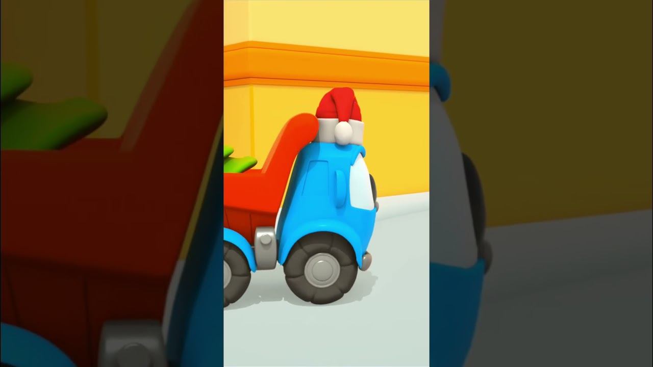 Предпраздничные хлопоты: ёлка ждёт, когда её нарядят 🎄✨ #длядетей #мультикипромашинки #длямалышей смотреть онлайн