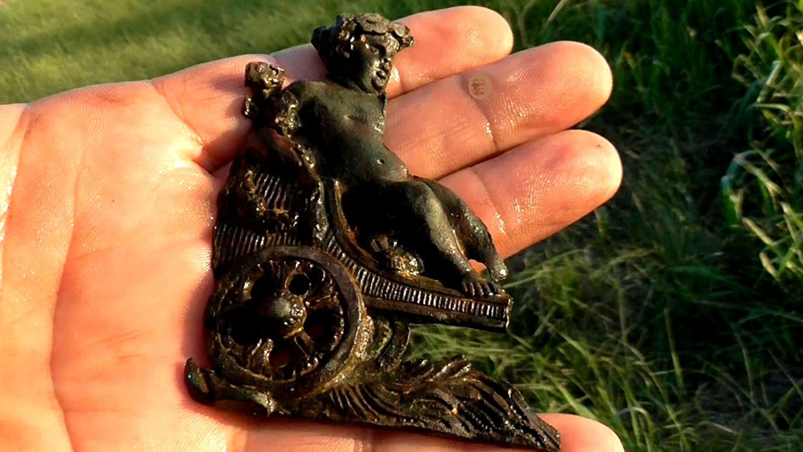 Эта монета прокормит меня 2 недели. смотреть онлайн