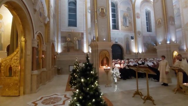 Вечерня с акафистом 