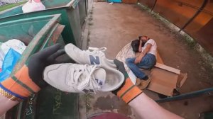 Как_я_зарабатываю_лазая_по_мусоркам_Dumpster_Diving_RUSSIA_# 🌲❄️⛄