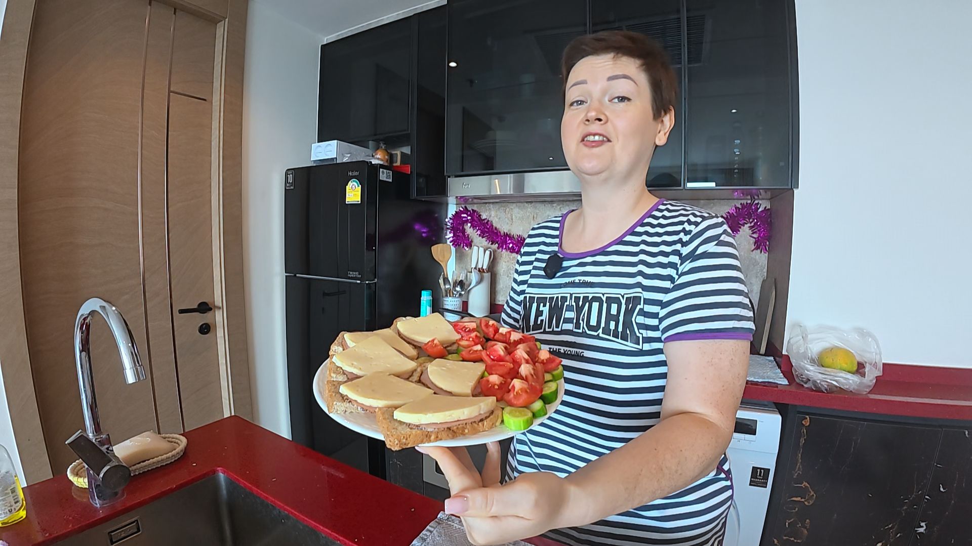 Готовимся к Новому Году в Таиланде! РАЗОРИЛИСЬ на вкусняшки! Веселюсь и ПОЮ) ГОРЖУСЬ собой! Влог смотреть онлайн