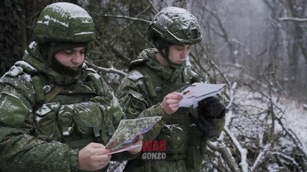 «Вся страна говорит вам спасибо»: Дед Мороз, Снегурочка и дети из тыла поздравили наших бойцов