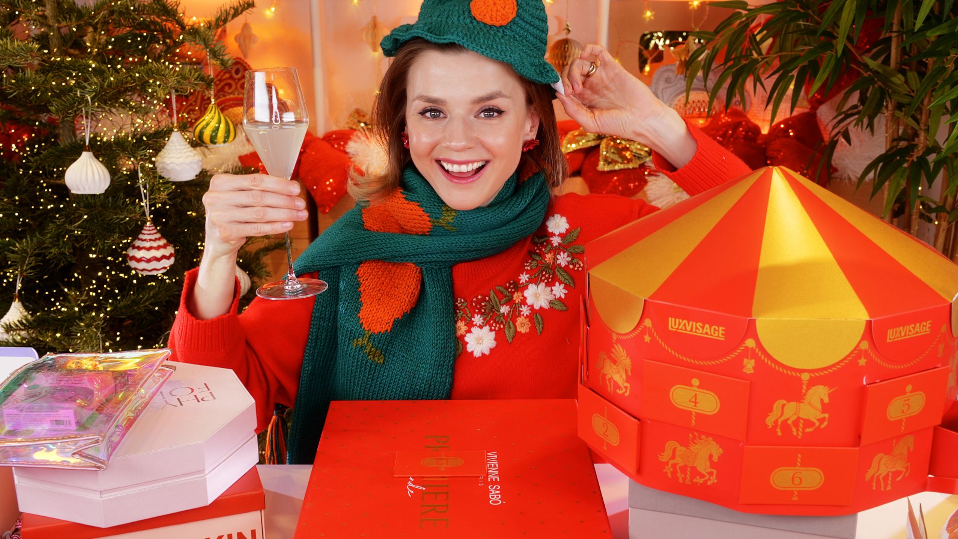 РАСПАКОВКА ГОДА! ГОРЫ ПОДАРКОВ на НОВЫЙ ГОД! | Как это дарить? смотреть онлайн