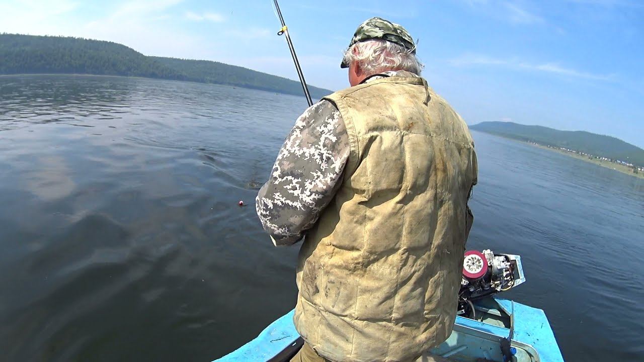 Рыбалка на Ангаре на Хариуса смотреть онлайн