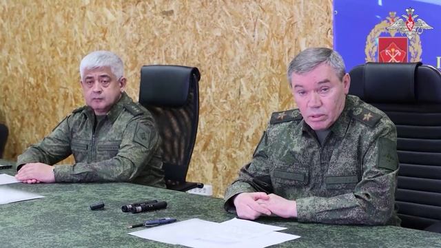 Рабочая поездка НГШ ВС РФ в воиска ГрВ «Север» смотреть онлайн