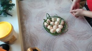 31-12-2025 Пришлось сегодня идти на работу / всего 2 закуски на Новый год / заболела.