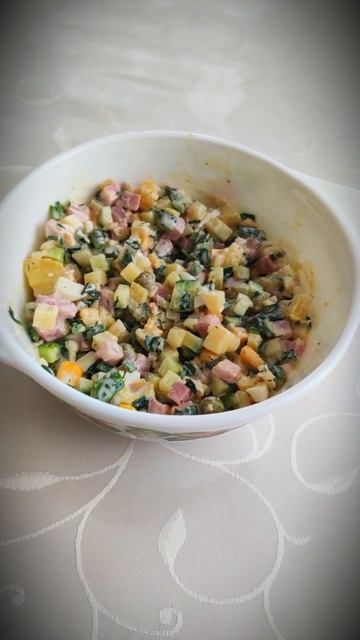«руска салата» (ruska salata)