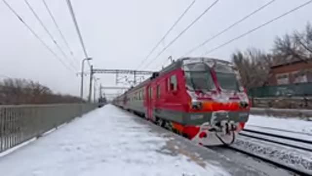 ЭД9М-0159 и ЭД9М-0235 смотреть онлайн