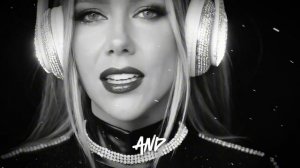 Skyla Reeze  — HURT ME —    Euphoric & Soul — Touching Melodies...Vocal Trance